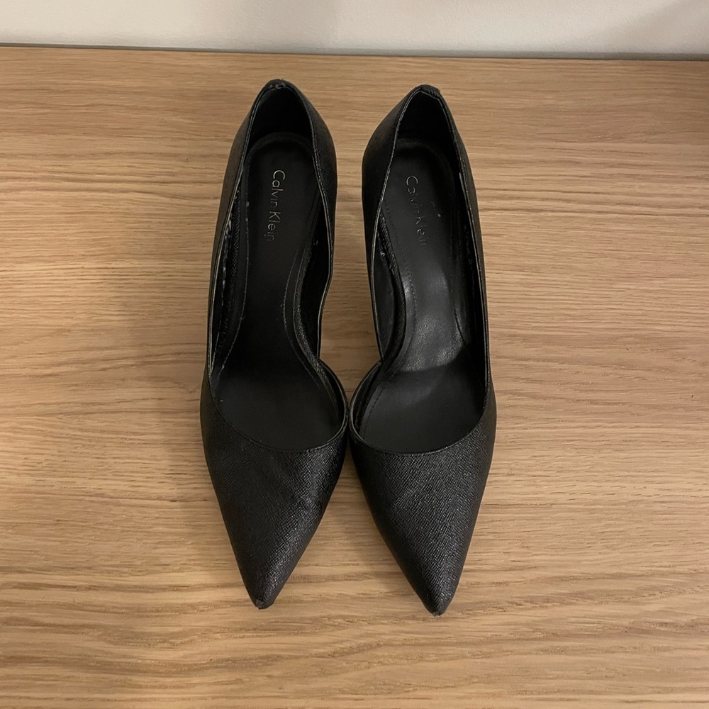 Calvin Klein - Black Bellino Pumps